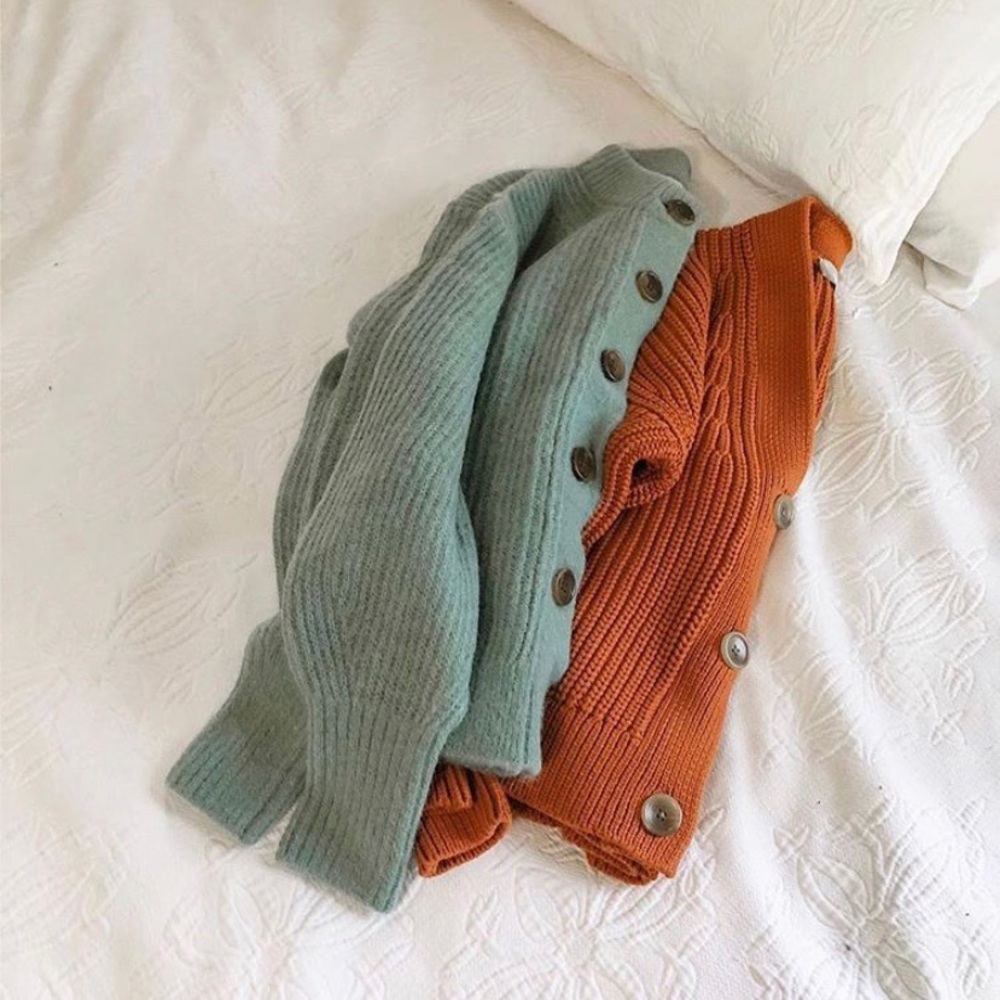 ISO Everlane palomino or textured knit cardigan